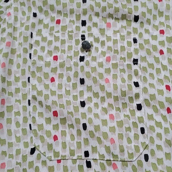🔸️NWT Liz Claiborne Green Print Button Long Sleeve Top Small - Picture 7 of 10
